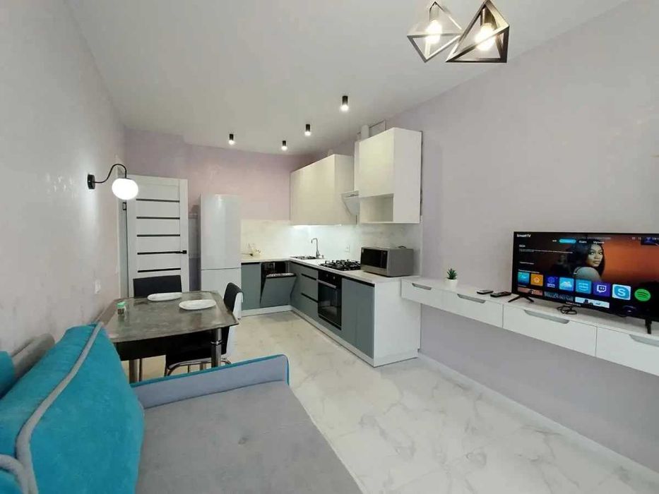 Дава се под наем Двустаен апартамент в София, Зона Б-18 - 63 кв.м за 509.49 € - Снимка #1