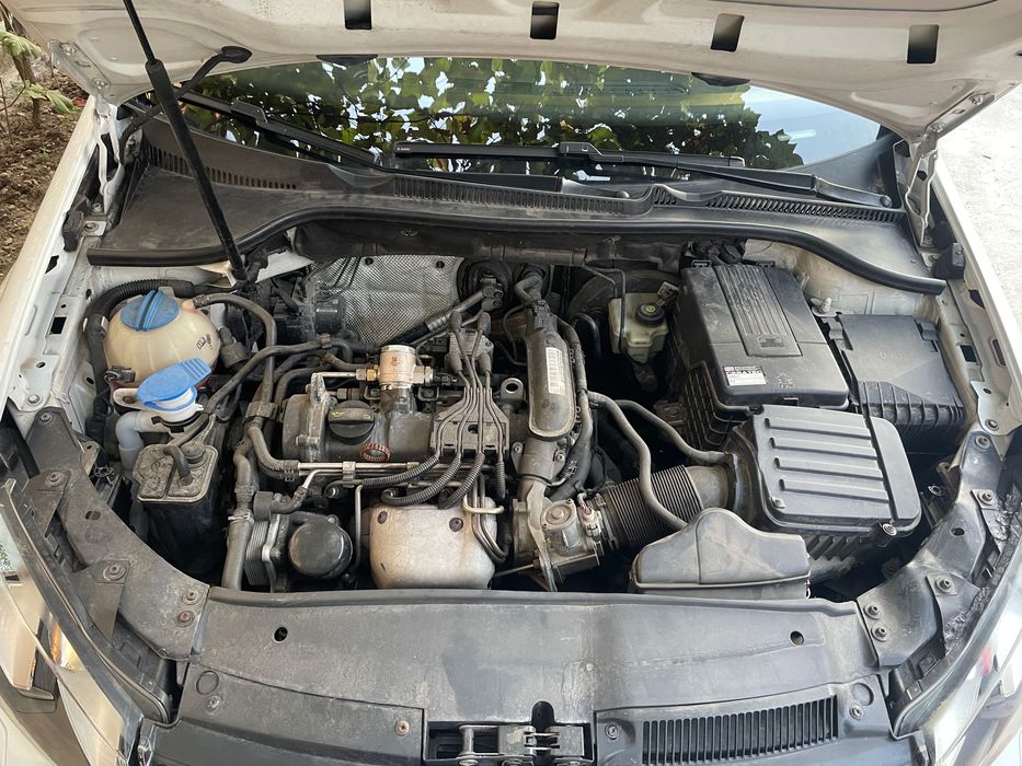 VOLKSWAGEN Golf 2011 — imagine 5