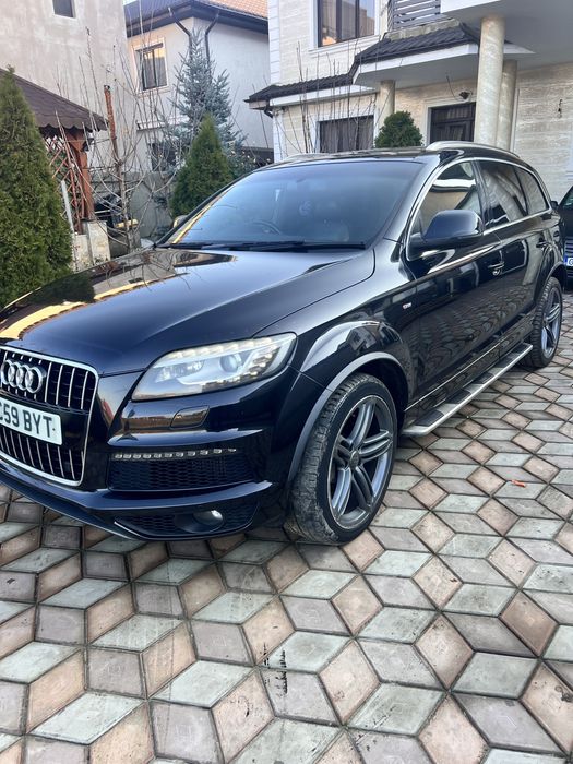 Vand AUDI Q7 locuri 7