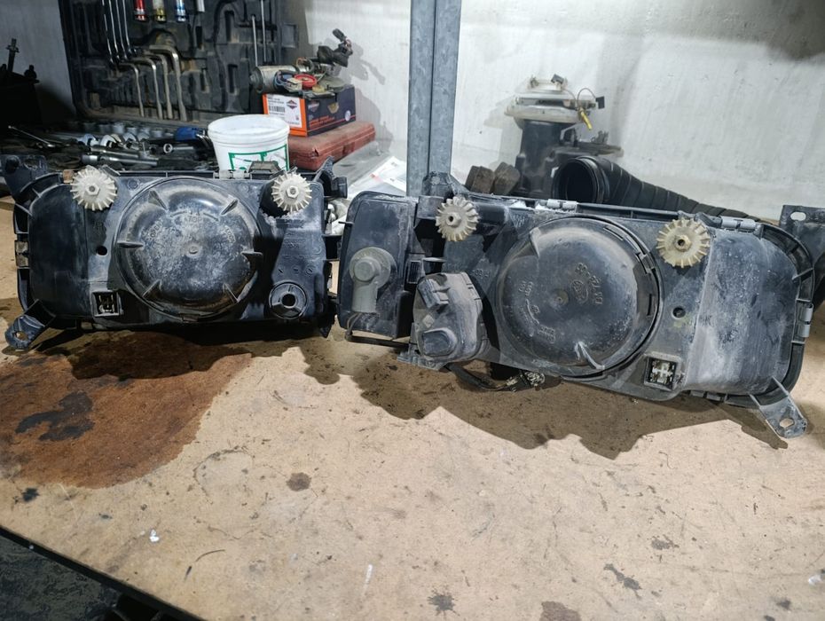 Фара передний пассат Б3 оригинал hella