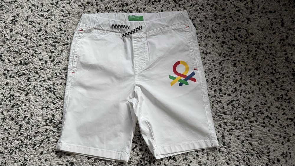 Детски къси панталони United Colors Of Benetton размер 150