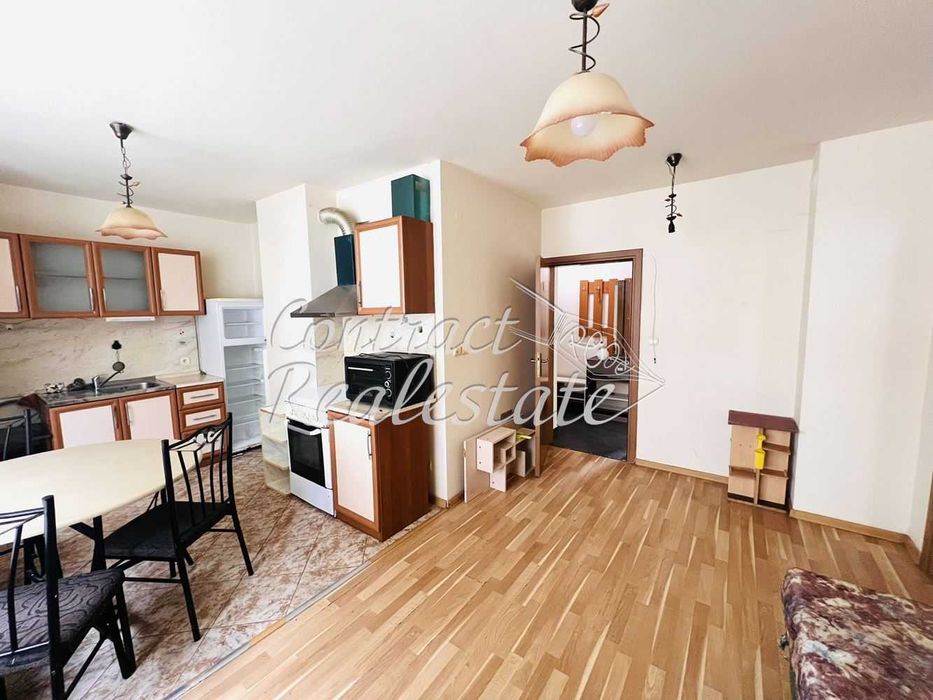 Тристаен Полуобзаведен Лятно кино тракия !