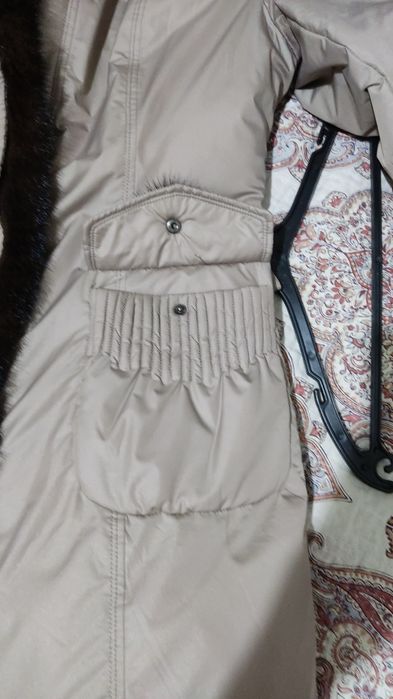 Продается зимний пуховик