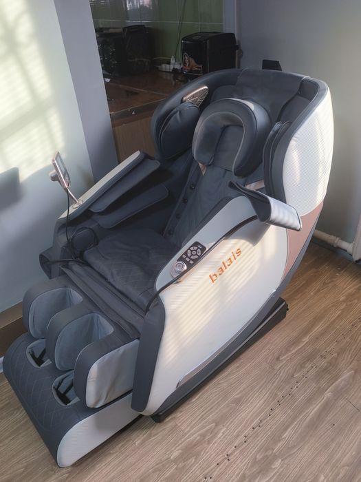 Массажное кресло