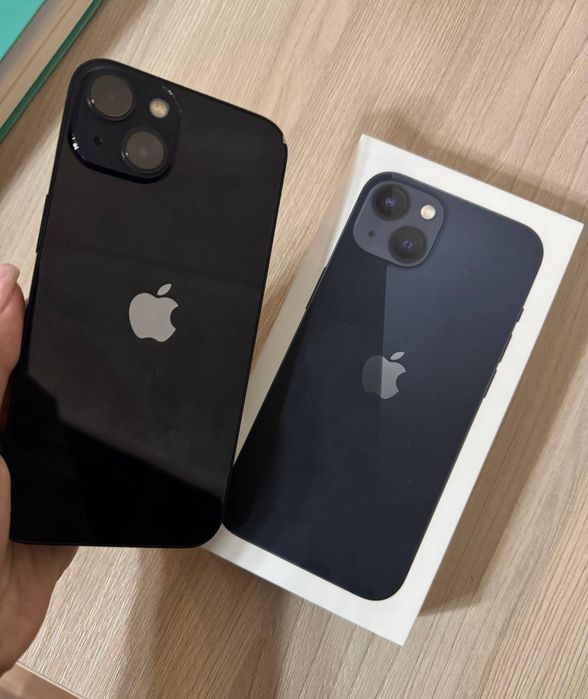 Продам Айфон 13