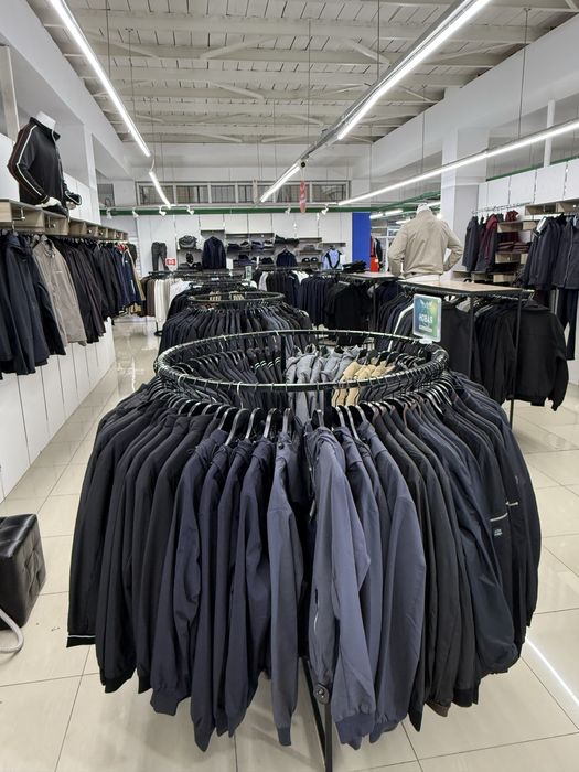 Мебел с бизнесом