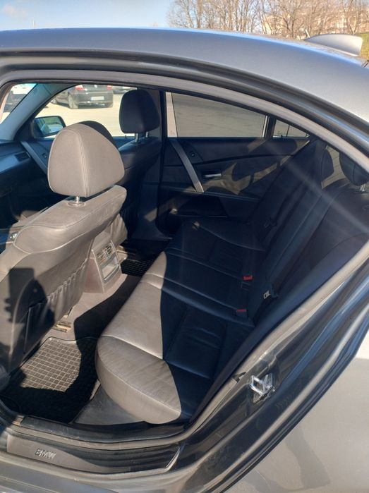 Продава се BMW E60 525 D