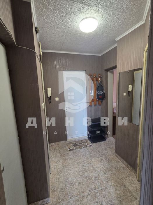 Тристаен апартамент под Медицински факултет