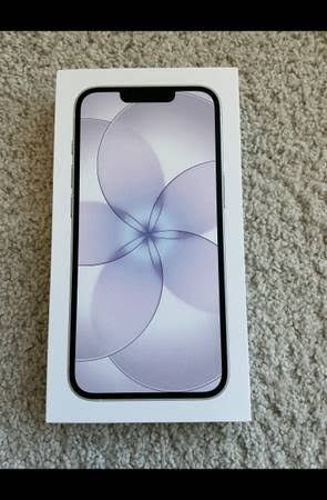 Продам телефон Apple 17e Белый 8/256 новый запечатанный