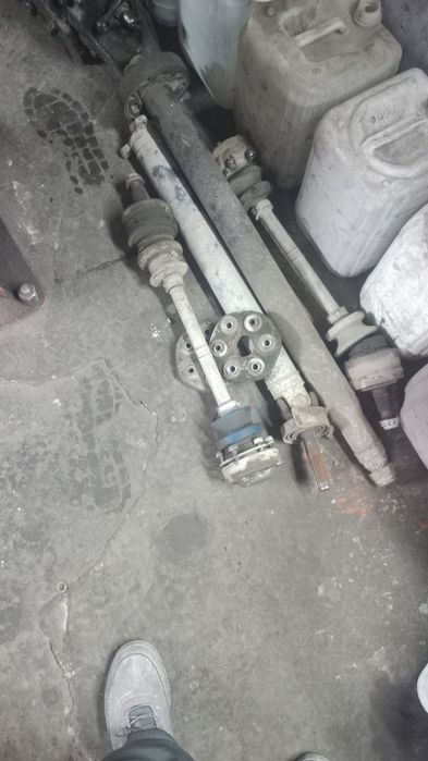 Мерседес 109запчас