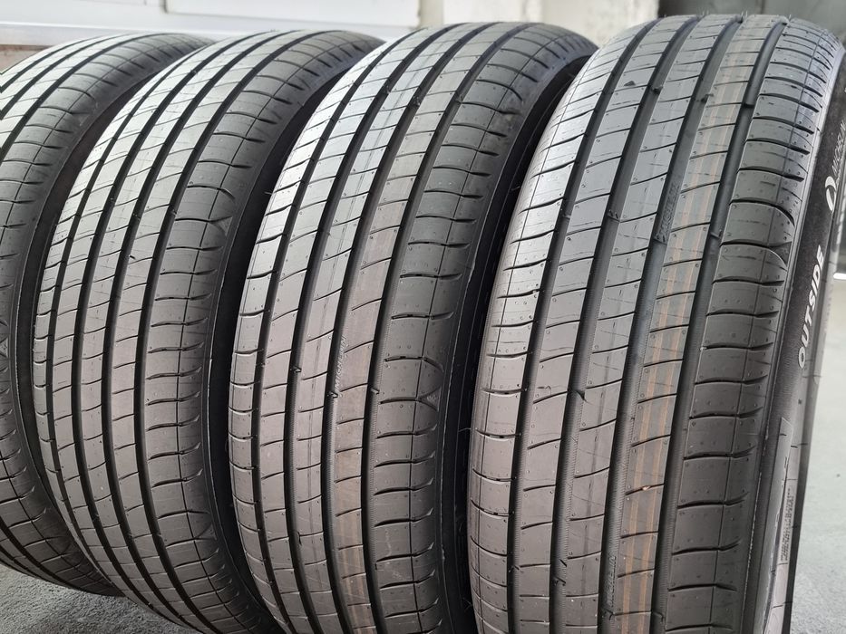 НОВИ 185/65/15 Michelin 4Броя: 240€