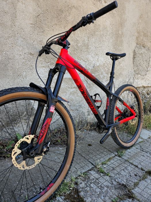 Боен твърдак Comencal Meta HT Am 27.5  Rockshox Pike 150mm  1x11 Sram проходни оси XT Спирачки Дропер пост
