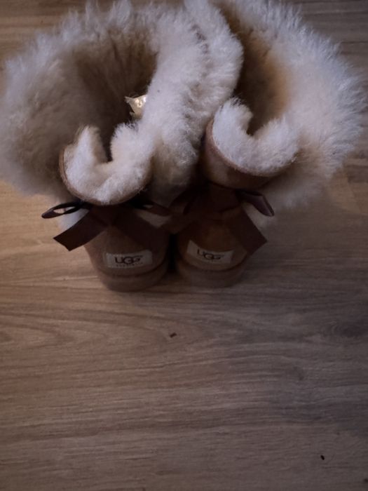 Оригинални ботуши UGG