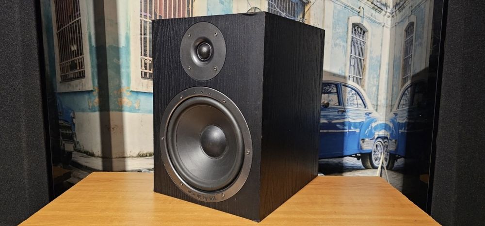 Boxe active monitoare studio KRK Rokit 8 G2 sau ESI nEar 8