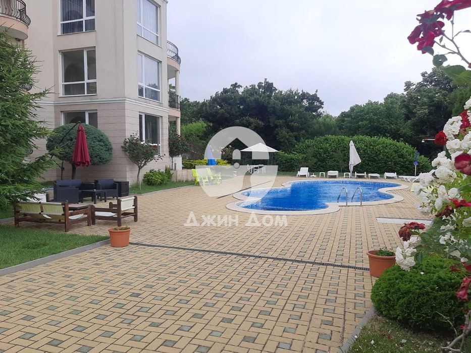 Продава се Двустаен апартамент в Обзор - 73 кв.м за 1076 €/кв.м - Снимка #6
