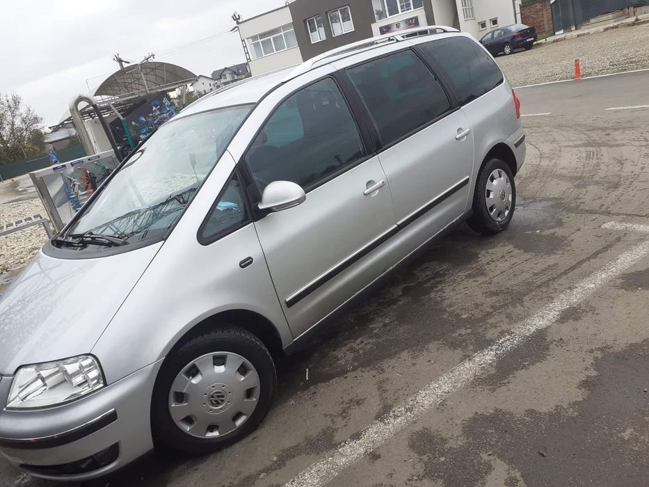 Vând Vw Sharan 2.0 tdi