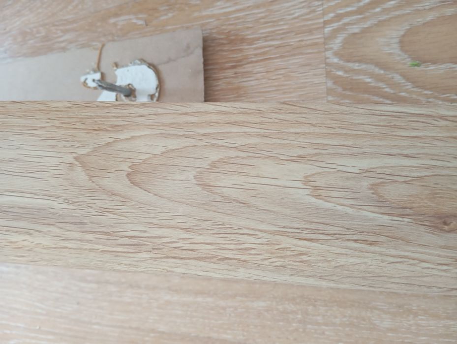 Деревянный плинтус бесплатно