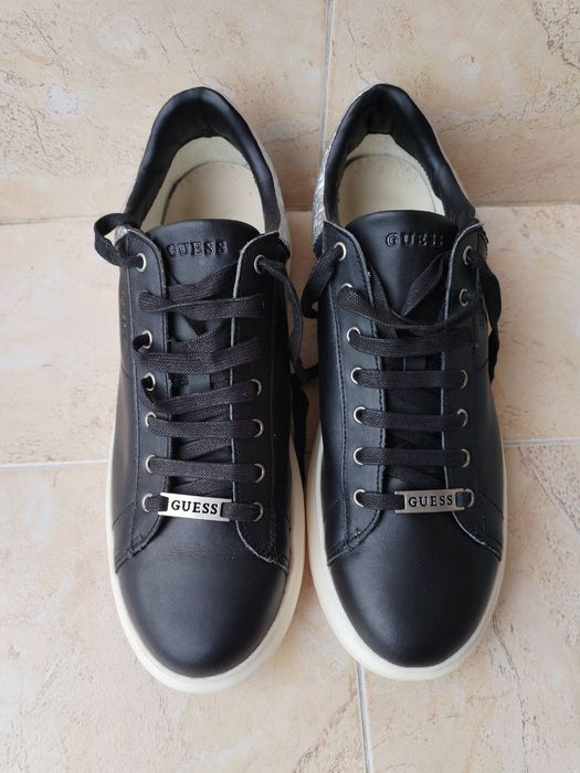 Guess Vibo - страхотни мъжки Сникърси КАТО НОВИ 45