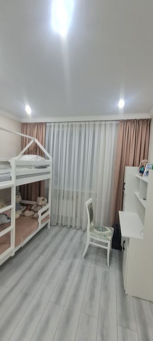 Продам шторы с тюлом