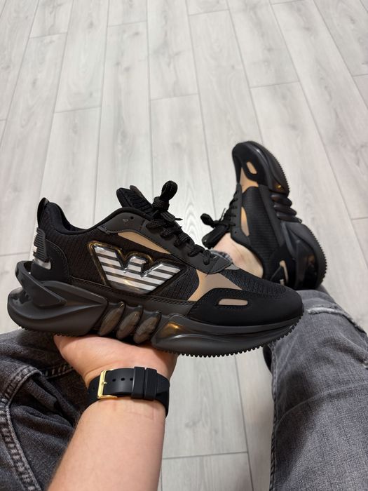 Adidasi Barbati EA7 Negru & Alb Silicon!