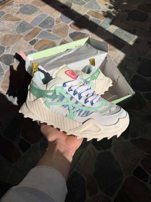 Off White Odsy 1000
