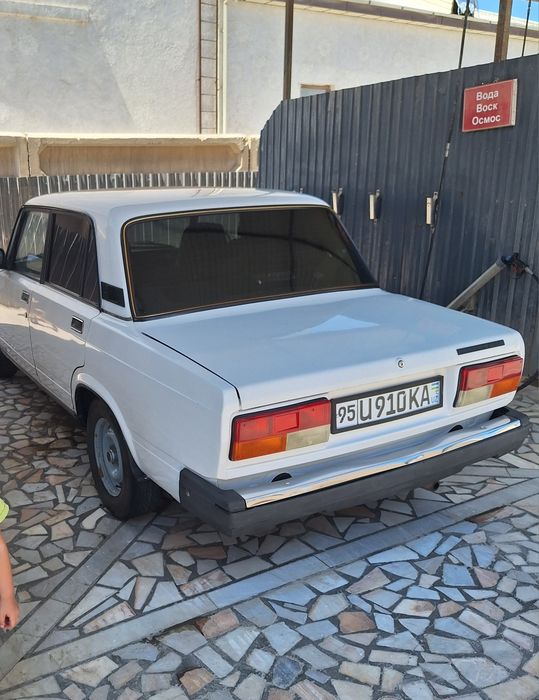 Vaz           2107