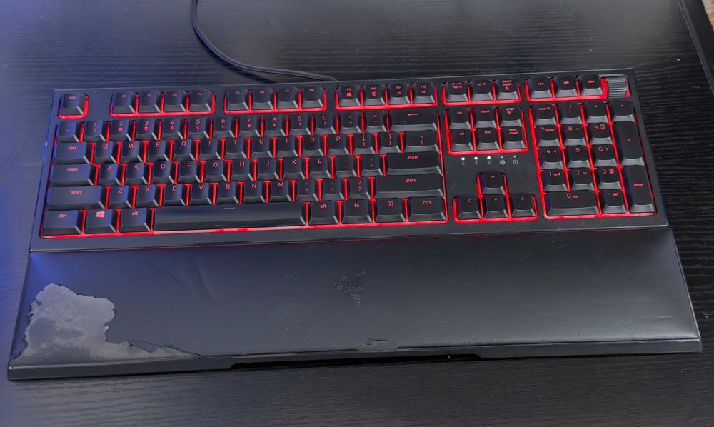 Tastatura Razer Ornata V2