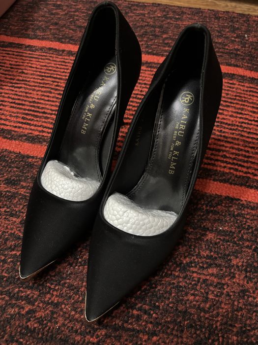 Новый туфли (черный, 36 р)