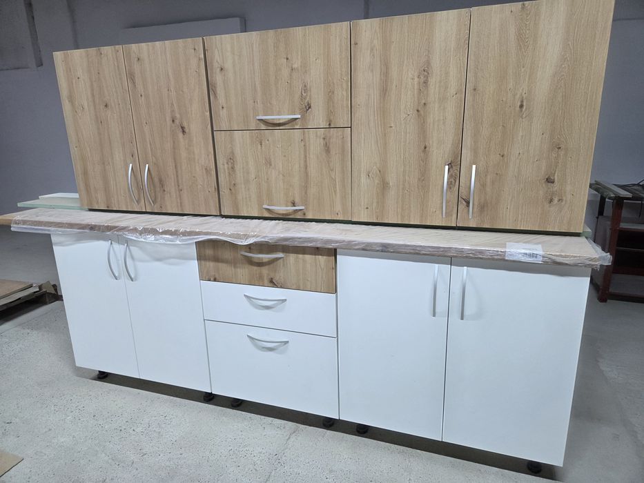 Mobilier pentru bucatarie 220cm