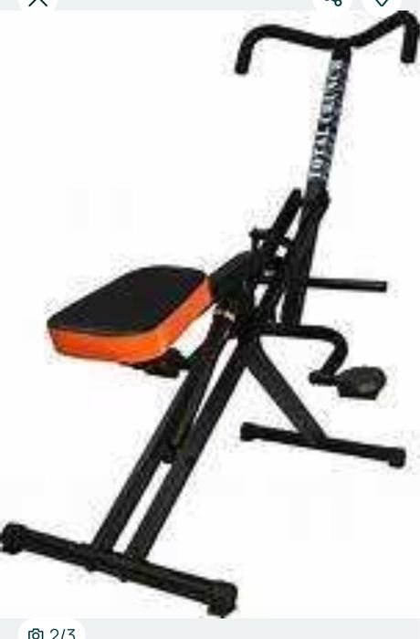 Aparat de fitnes total crunch