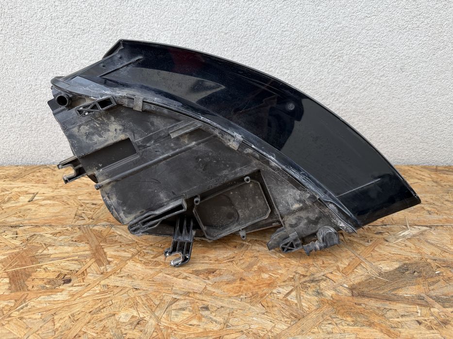 Far dreapta Audi A4 B8 8K 2008-2012 Xenon + LED Original Europa