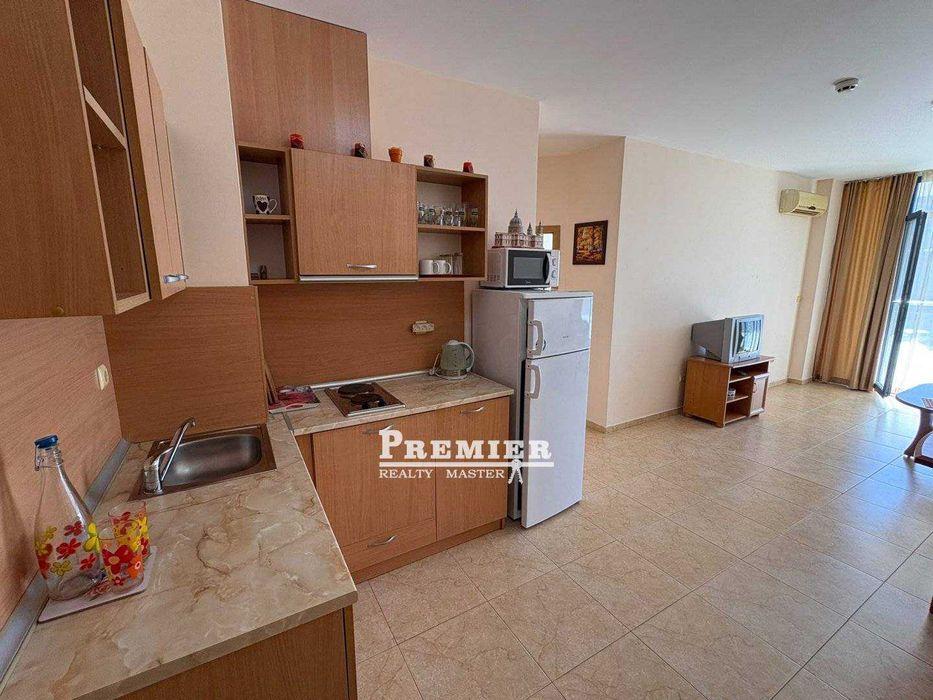 Продава се Двустаен апартамент в к.к. Слънчев бряг - 75 кв.м за 1174 €/кв.м - Снимка #3