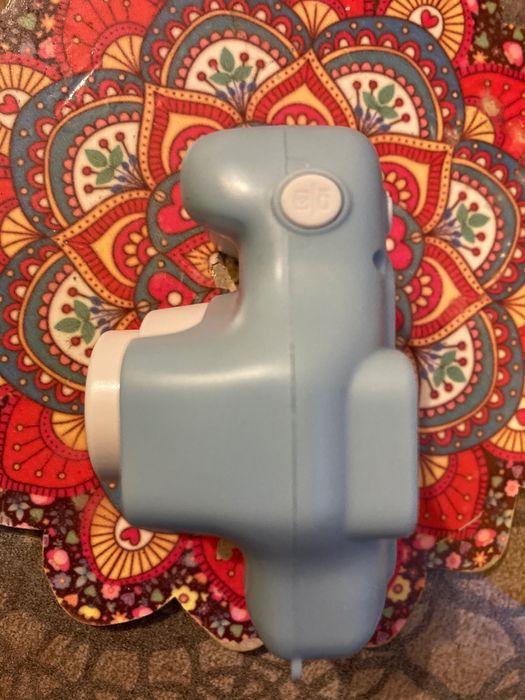 Детски цифров електронен фотоапарат.