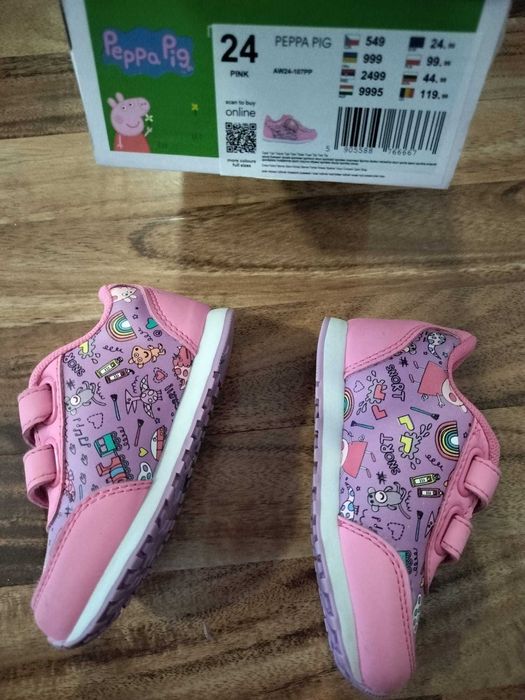 Adidasi CCC Pepa Pig marime 24 ca noi