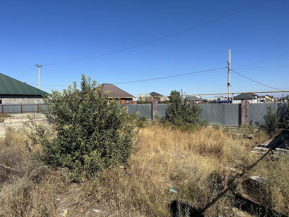 Участок огороженный