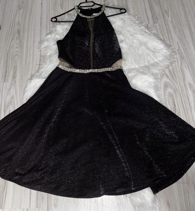 Рокля черна размер-36