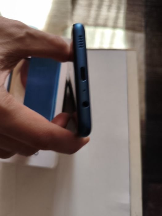 Смартфон Самсунг А12 с документами