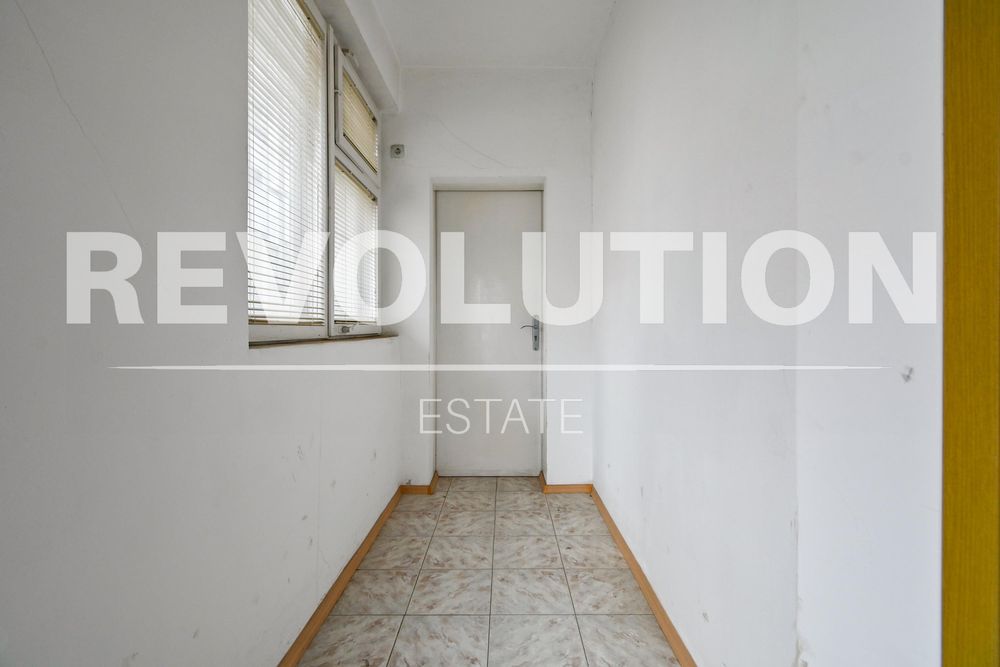 Дава се под наем Къща в София, Център - 150 кв.м за 1500 € - Снимка #7