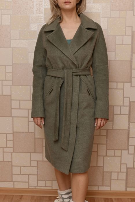 Продам пальто женское