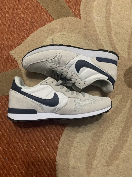 Nike internationalist оригинал