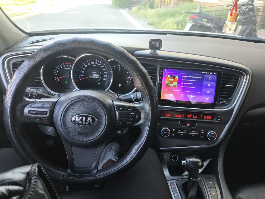 KIA K5 2015 года Срочно цена  6900млн
