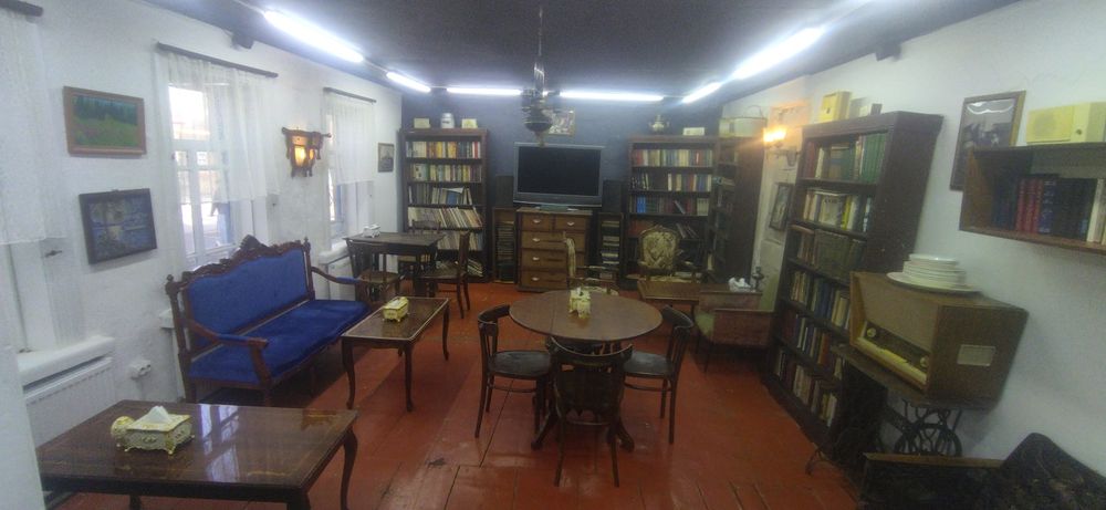 Продам кафейню в ретро стиле