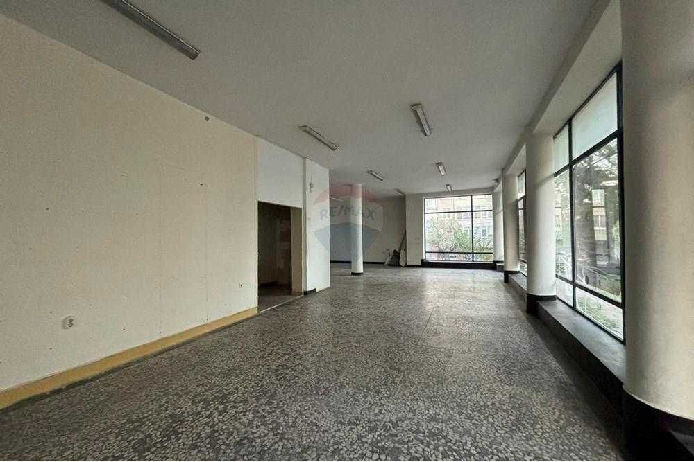 Дава се под наем Магазин в Шумен, Математическа гимназия - 269 кв.м за 1504 € - Снимка #6