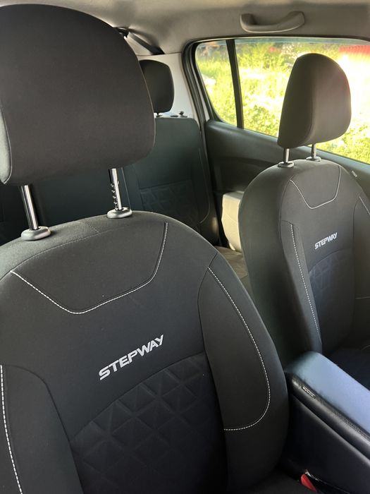Renault sandero stepway (2018г).