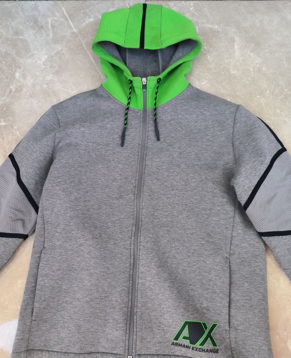 Armani Exchange суичър размер L