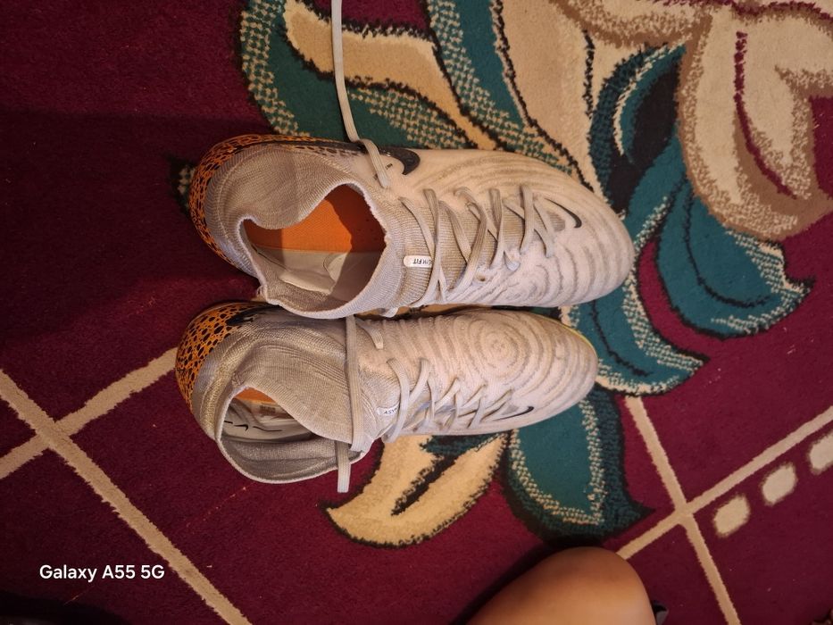 Фудбольный бутсы Nike