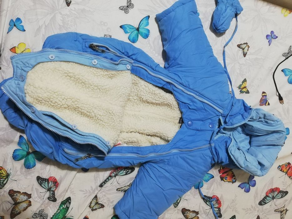 Продам детский комбинезон