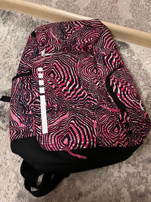 Продам сумки Найк элита