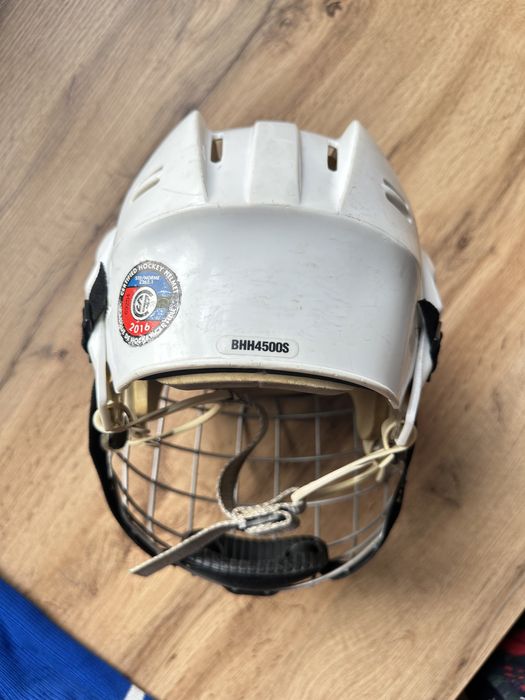 Шлем Bauer хоккейный