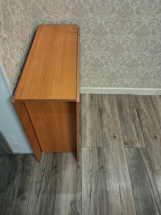 Продам стол кухонный раскладной